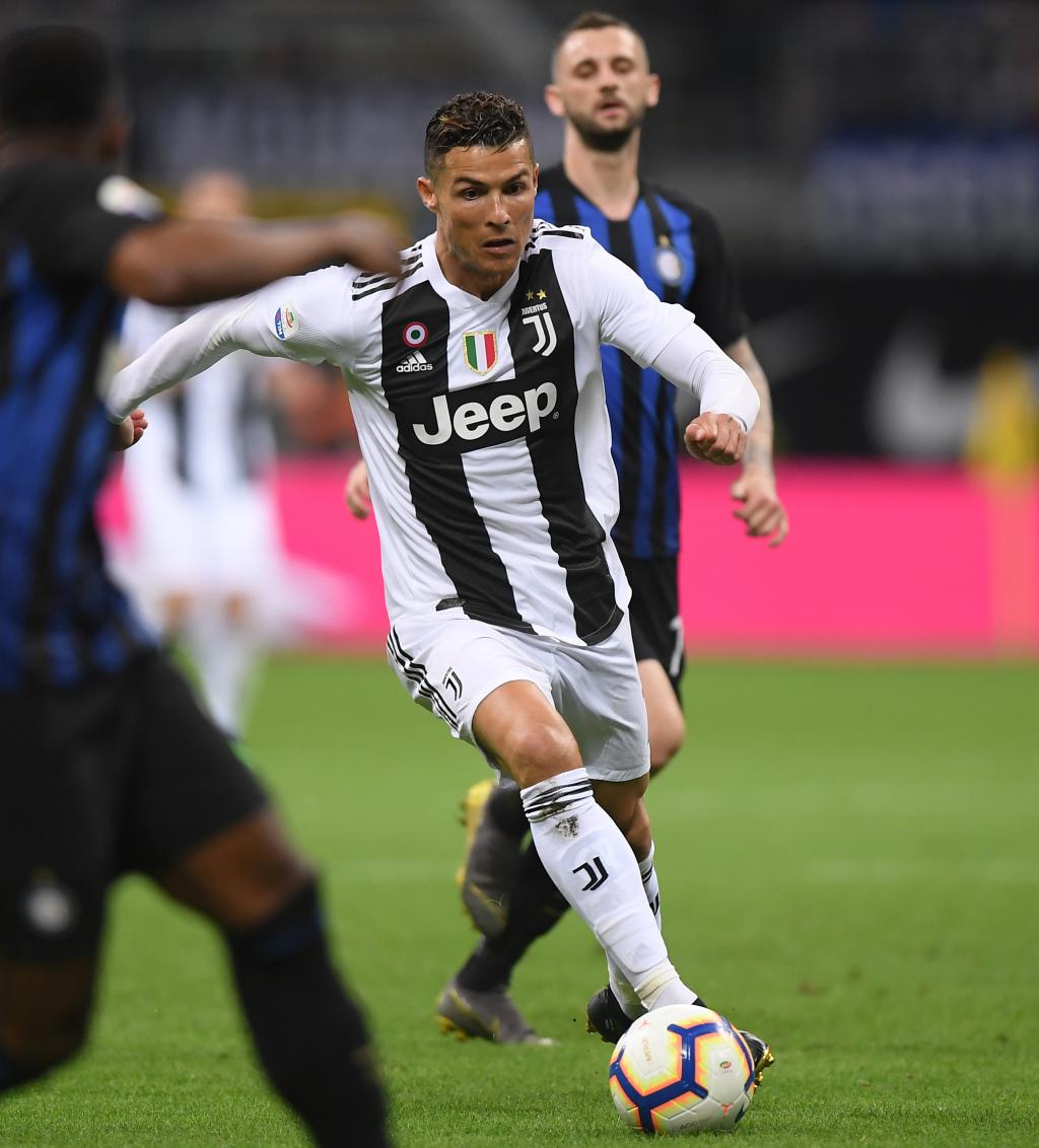 NBA湖人主场大胜快船