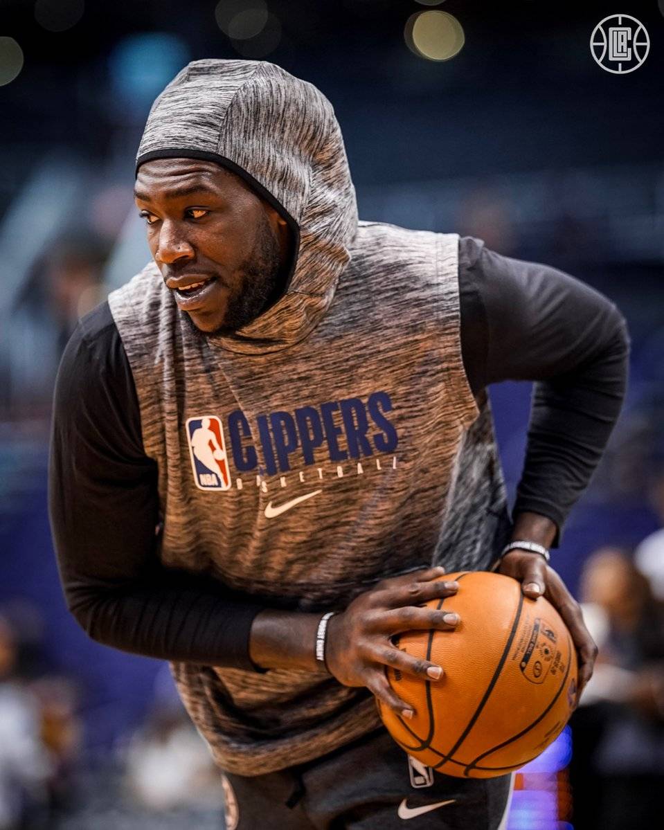 弗拉格成史上常规时间砍30+最年轻的球员，超越了詹姆斯（弗拉格刷新纪录：常规时间砍30+最年轻者，超越詹姆斯）