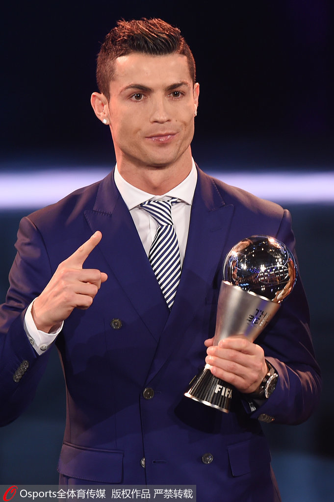 足球世界杯举办地更新交通方案，为球迷让路（世界杯举办城市优化交通安排，为球迷让路）