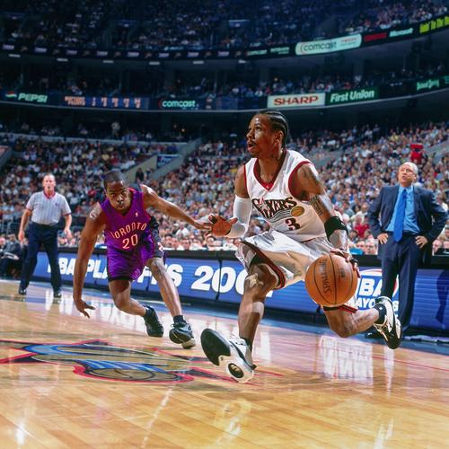 FIFA发布的世界杯赛程以美东时间计算，比北京时间慢12小时（FIFA公布世界杯赛程采用美东时区，较北京时间晚12小时）