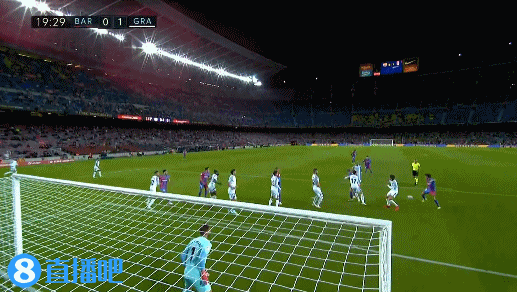 法比奥庆祝足协杯夺冠：我们是冠军，这座城市值得拥有这一刻