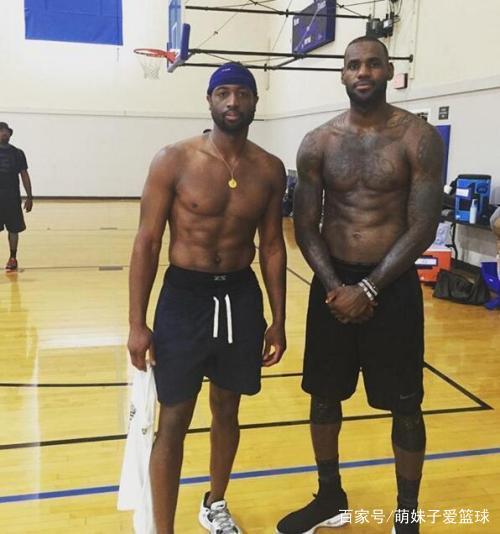 官方：赵博和王国明共同当选中超9／10月最佳守门员（中超9／10月最佳门将出炉：赵博、王国明共同当选）