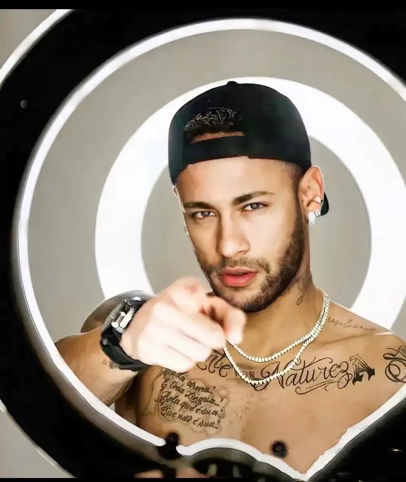 美记：勇士与浓眉的传闻毫无根据，勇士没有联系过达拉斯（美媒记者：勇士与浓眉传闻子虚乌有，球队从未联系达拉斯）