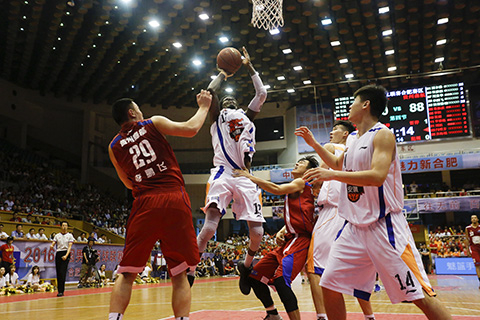 洛卡特利：佛罗伦萨垫底不是他们真实实力，但今天我们必须赢（洛卡特利：佛罗伦萨垫底不符真实实力，但今天我们非赢不可）